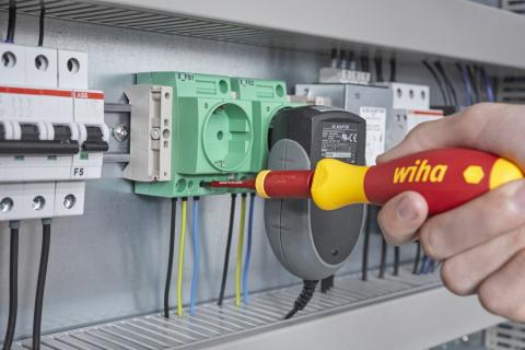 Wiha Zestaw adapterów dynamometrycznych easyTorque electric do bitów slimBit i uchwytu slimVario®, 5-cz. (41479)