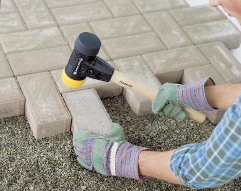 Wiha Młotek z miękkim obuchem zestaw Safety z różnymi rodzajami obuchów 9-cz. wraz z kasetą (44008)